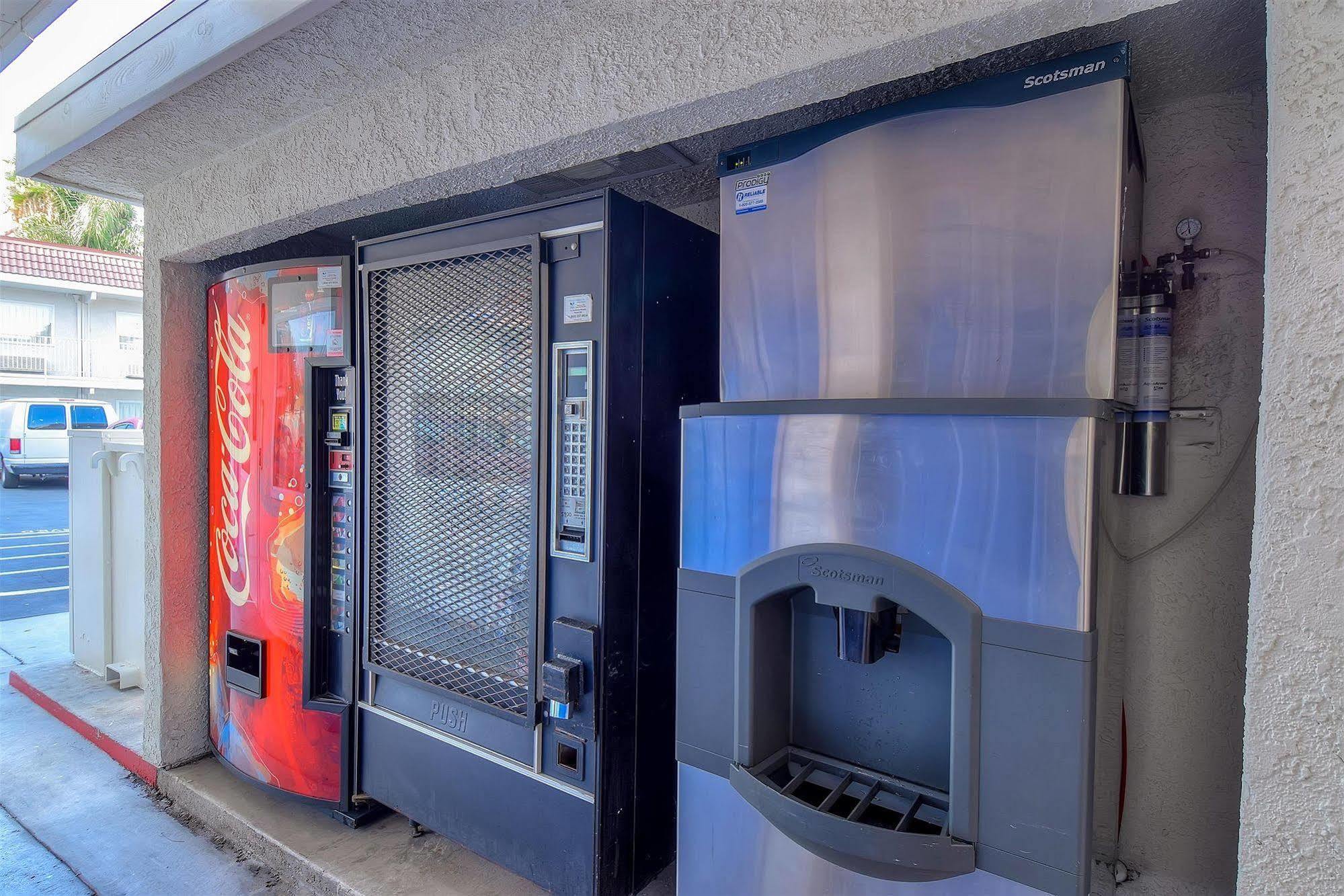 Motel 6-Norwalk, Ca - Los Angeles Exterior photo